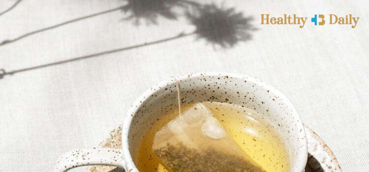 wellhealthorganic.com:5-herbal-teas-you-can-consume-to-get-relief-from-bloating-and-gas