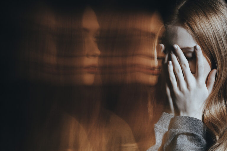 Navigating Bipolar Disorder in Relationships: The Importance of Couple Counseling